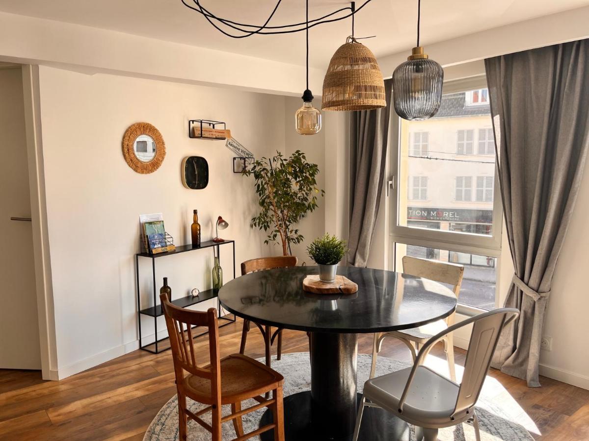 Appartement 2 Chambres Avec Parking Pontarlier Exterior photo